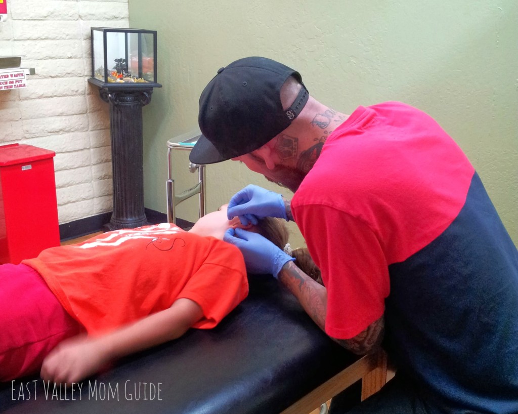 Mall Piercing Gun vs Piercing Studio - Our Ear Piercing Experience